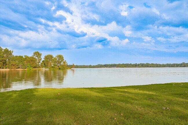 Foto del edificio - 706 Ross Ave