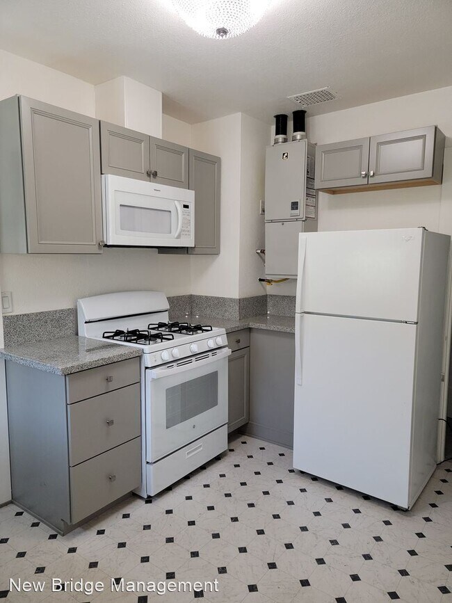 Building Photo - 1 br, 1 bath House - 209 Maxwell Ave