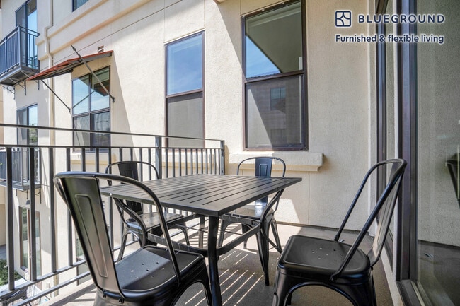 Building Photo - 261 El Camino Real