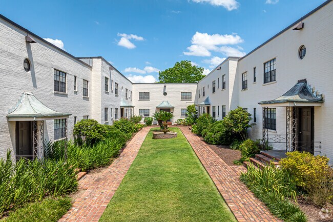 Foto del edificio - Downtown Living With A Capitol View!