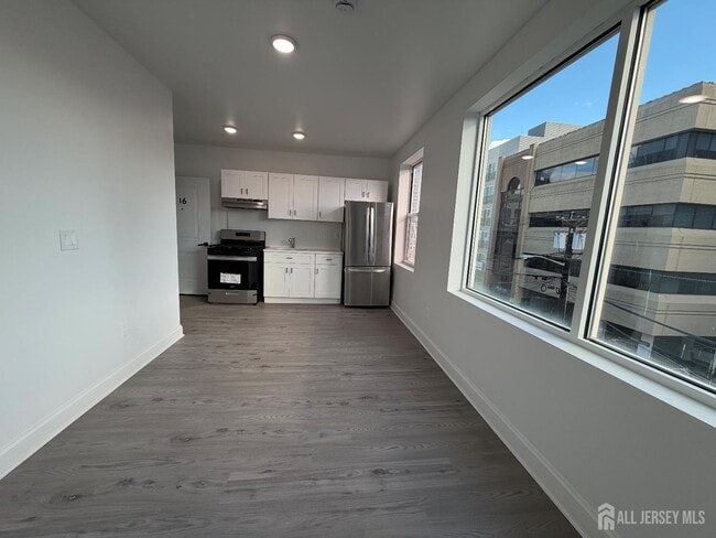 Building Photo - 103 Bayard St