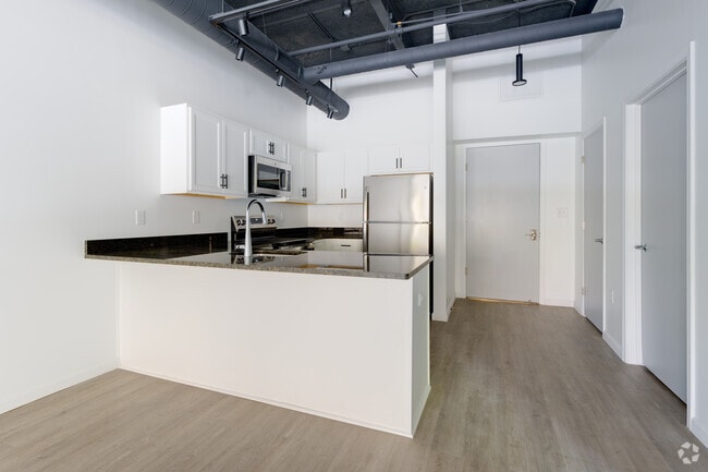1 habitación, 1 baño - 716 pies cuadrados - Cocina - 50 Prince Apartments