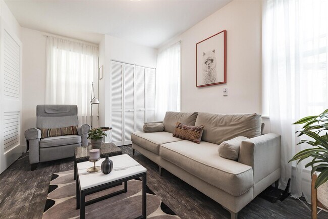 Foto del edificio - 373-375-375 3rd St