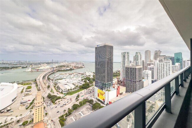 Foto del edificio - 159 NE 6th St