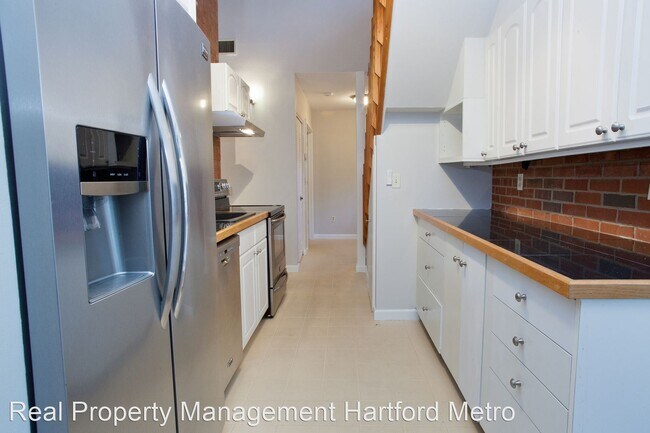 Building Photo - 2 br, 2.5 bath House - 6 Partridge Ct