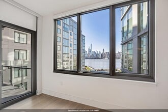 Building Photo - 9 Ave at Port Imperial