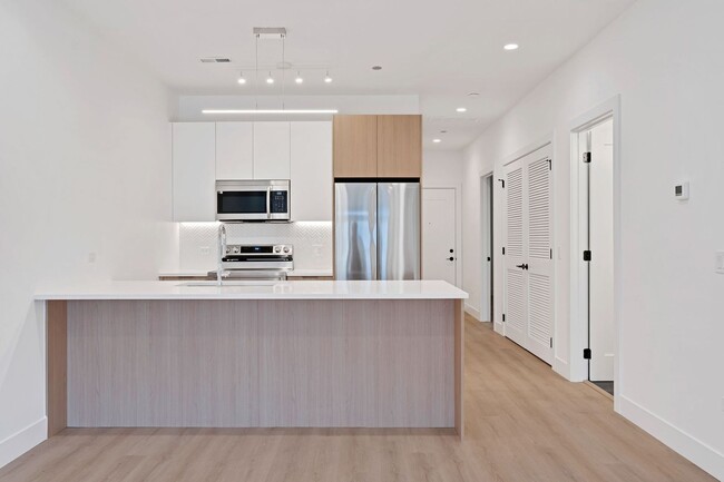 Foto del edificio - East Lakeview / Wrigleyville - Brand New C...