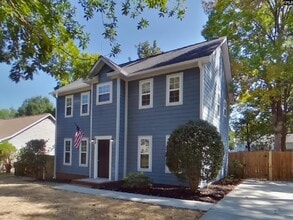 Building Photo - 120 Kenton Dr