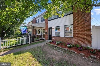 Building Photo - 7901 Wynbrook Rd