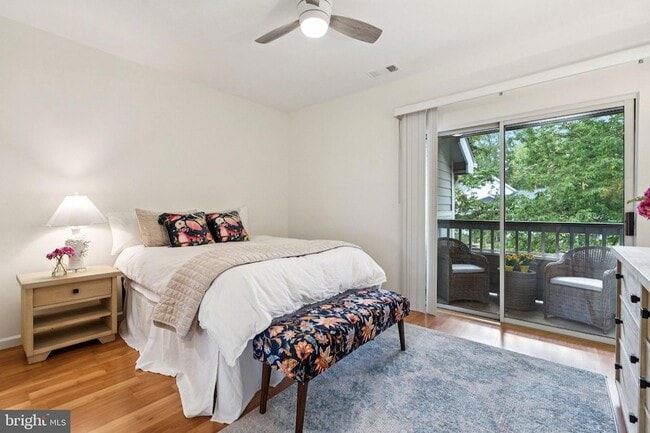 Photo - 13085 Autumn Woods Way Apartment