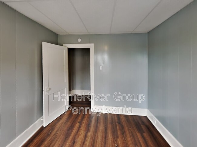 Building Photo - 1802 Chestnut St