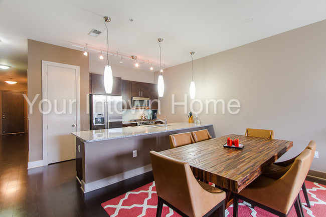 Foto del edificio - 200 N Highland Ave NE