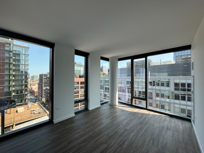 Building Photo - 144 N Aberdeen St