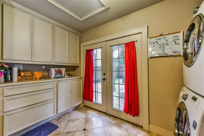 Foto del edificio - 721 W 21st St