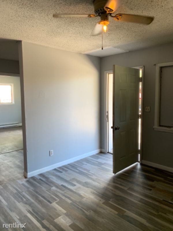 Building Photo - 2 br, 1 bath Townhome - 509 Maple St