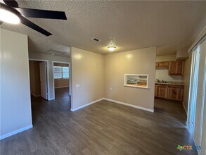 Building Photo - 200 Olsens Acres