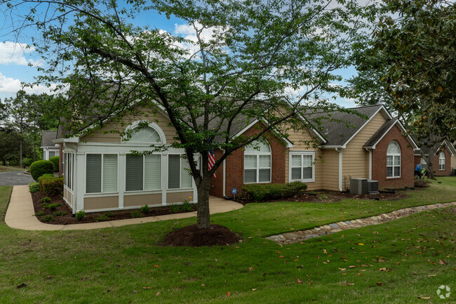 Foto del edificio - The Oaks at Schilling Farms