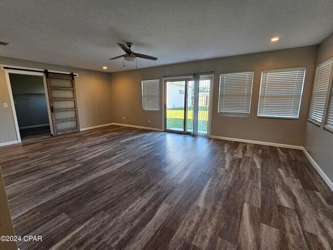 Building Photo - 6003 Pridgen St