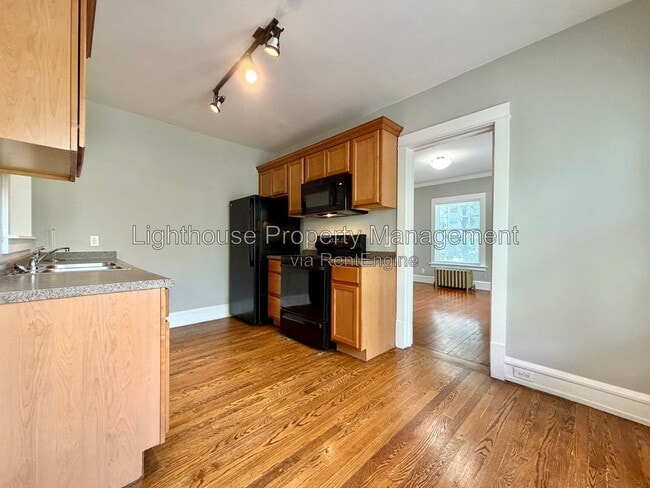 Foto del edificio - 49 Prospect Ave NE