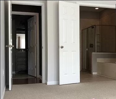 Building Photo - "Charming 3-Bed Oasis with 2.5 Baths in Pr...