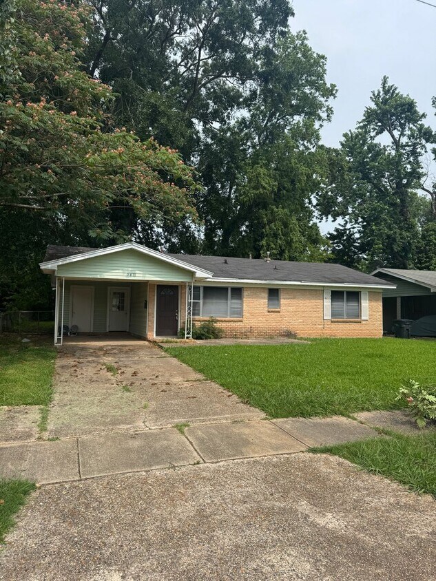 Primary Photo - 5411 Daffodil Ave