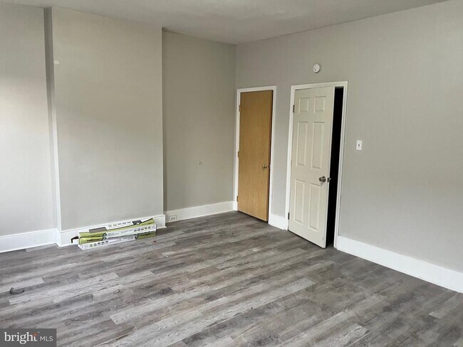 Foto del edificio - 706 Chain St