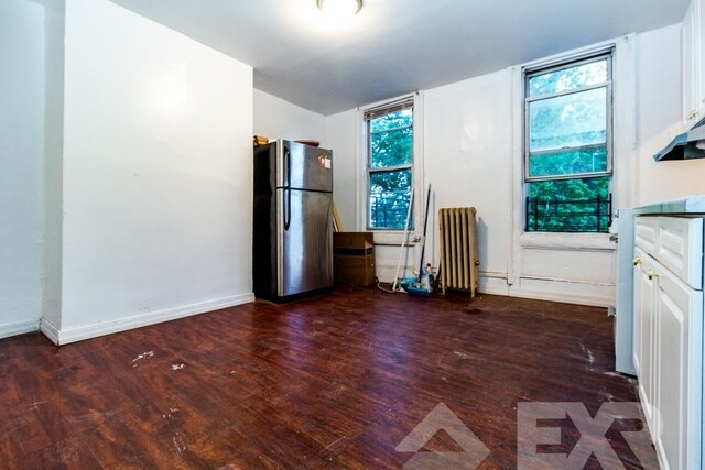 Building Photo - 36 Kossuth Pl