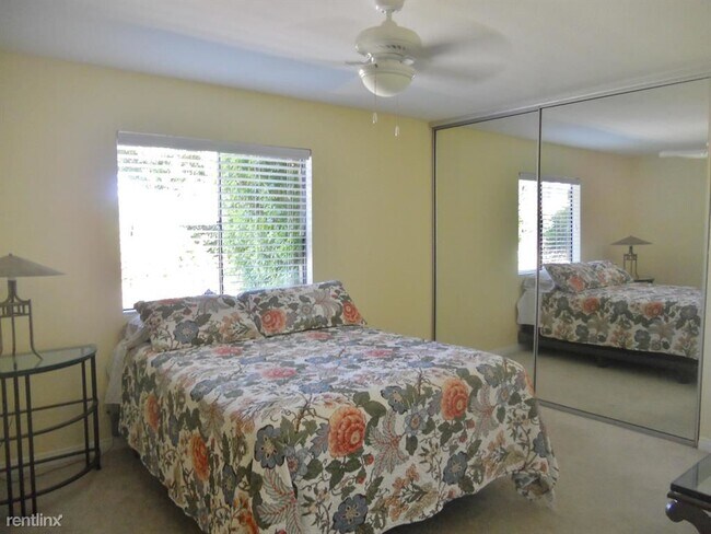 Foto del edificio - 3 br, 2 bath Condo - 186 Seville Cir