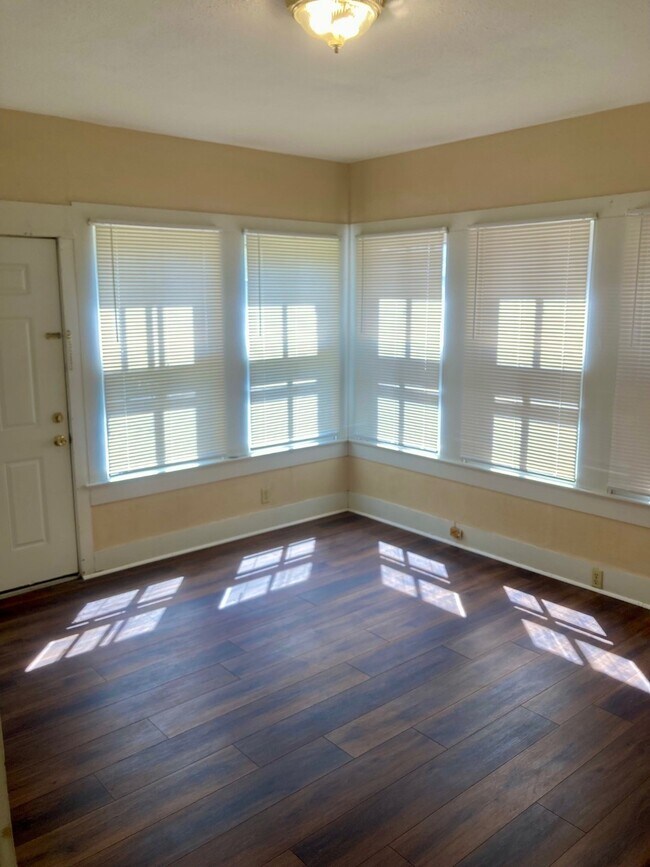 Foto del edificio - 3523 Avenue L