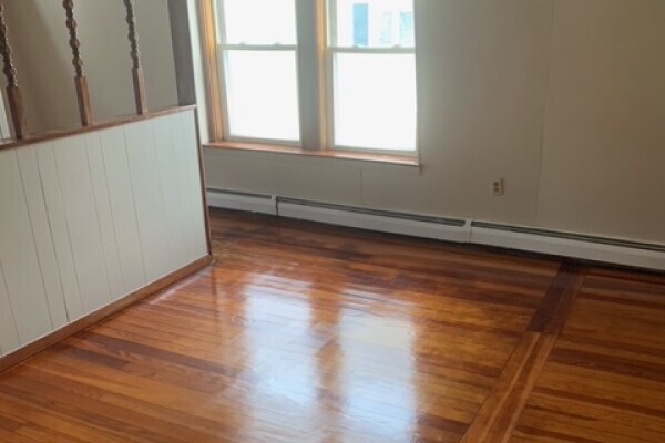 Primary Photo - 105 Park St.