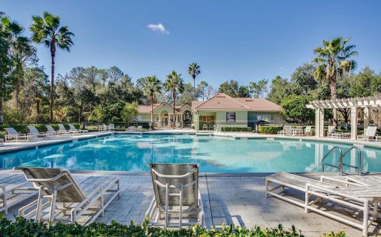 Foto principal - Beautifully maintained condo for rent in t...