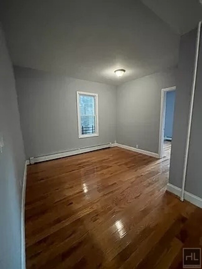 BRONX PARK AVENUE - Room for Rent in The Bronx, NY | Apartments.com