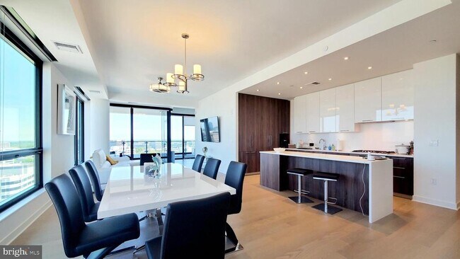 Foto del edificio - 1650 Silver Hill Dr