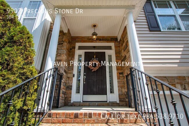 Foto del edificio - 9902 Precious Stone Dr