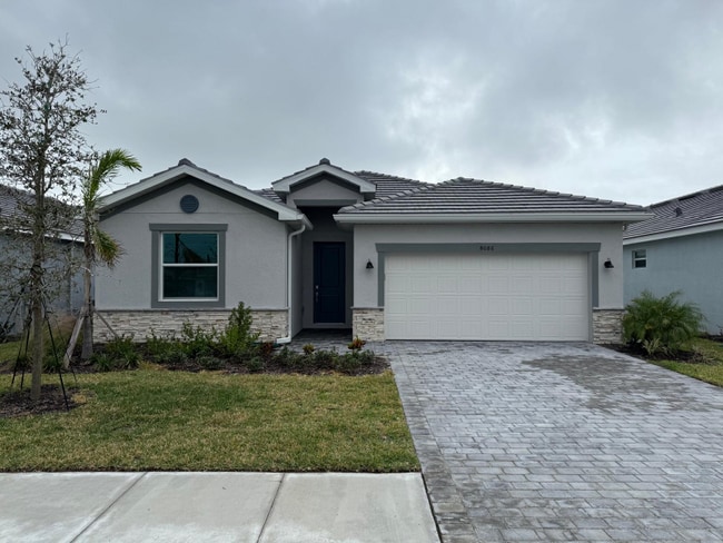 Building Photo - 8086 Shr Lk Dr