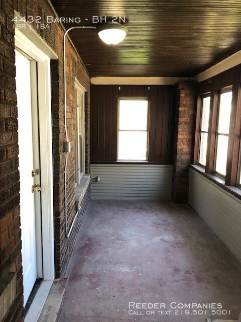 Foto del edificio - 4432 Baring Ave