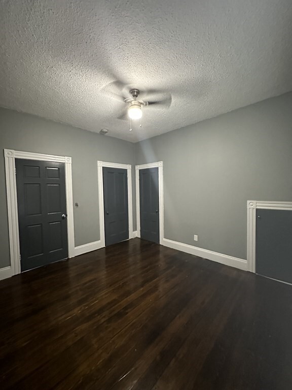 Building Photo - 249 Orms St