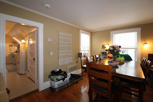 Building Photo - 47-49-49 High St