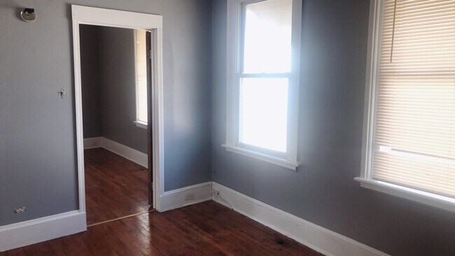 Foto del edificio - 1623 E 47th St