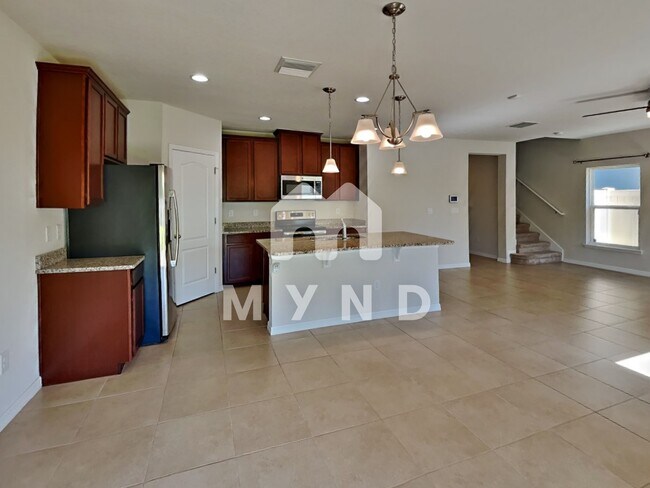 Building Photo - 10402 Hawks Landing Dr