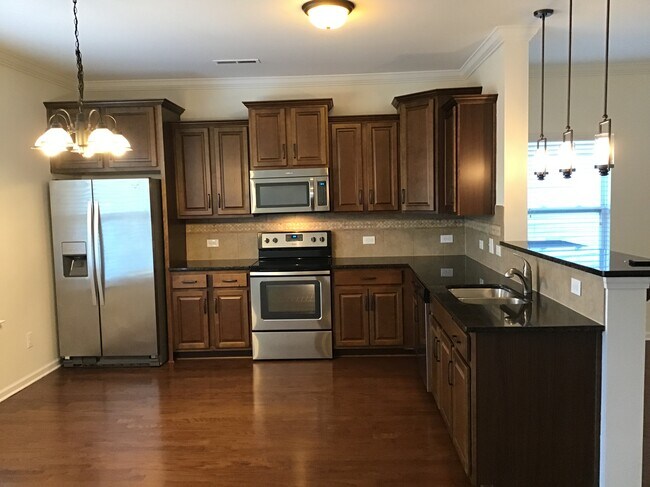 Foto del edificio - 2114 Atwell Glen Ln