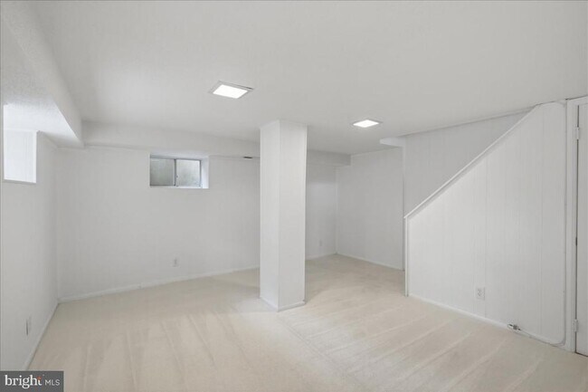 Building Photo - 4825 S 28th St