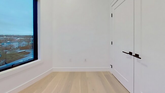 Foto del edificio - 56 Leo M Birmingham Pky