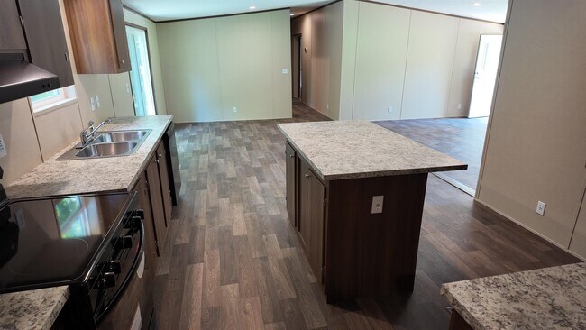 Building Photo - 208 Marcy Cove