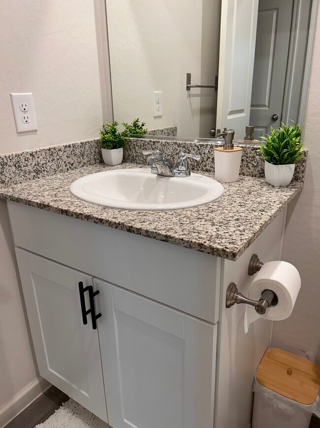 Foto del edificio - 3805 N Mohu Dr