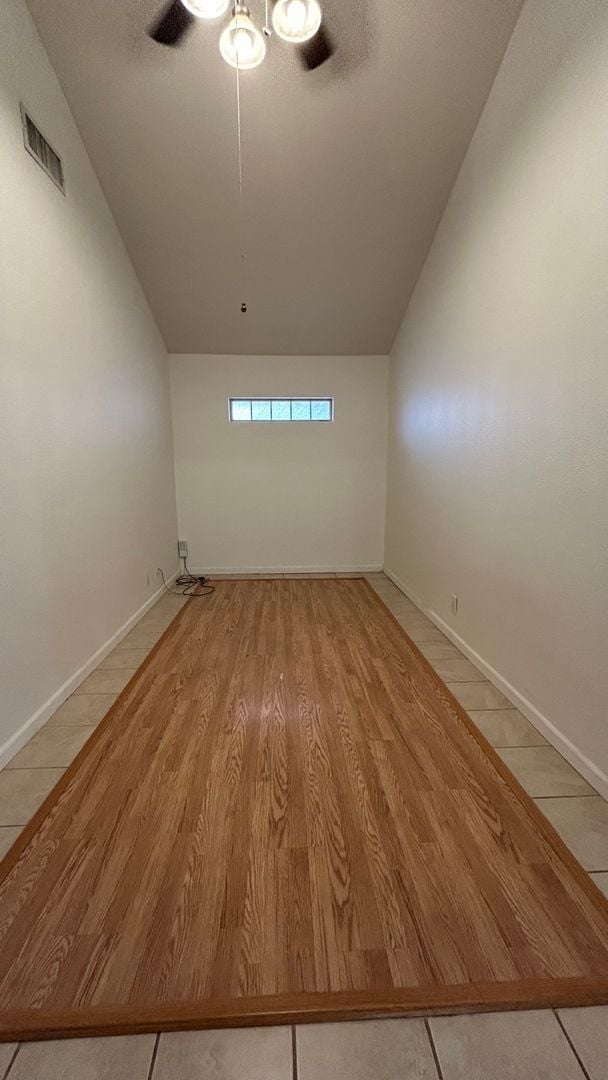 Building Photo - Large Family Home in Country Club North