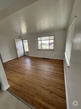 Building Photo - 3915 Ingalls St