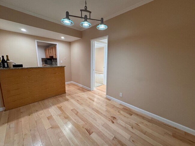 Foto del edificio - 8550 Holloway Dr