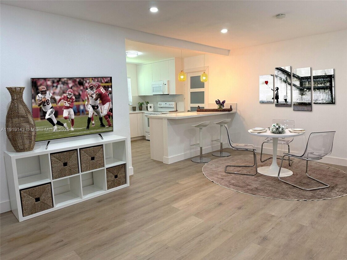 Foto principal - 6250 SW 58th Pl