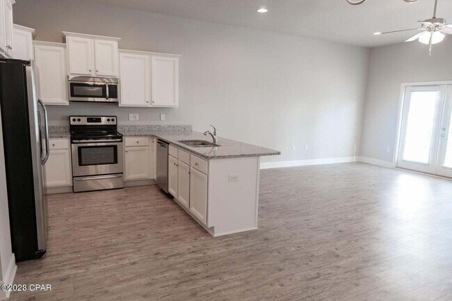 Foto del edificio - 102 Grand Falls Ln